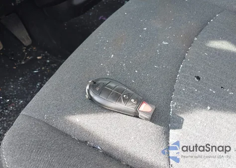 2021 Ram 1500 Classic Warlock 4X4 6'4 Box z USA, uszkodzony, nr VIN 1C6RR7GT9MS510693